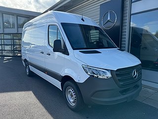 Transportbil - Skåp Mercedes-Benz Sprinter 11 av 22