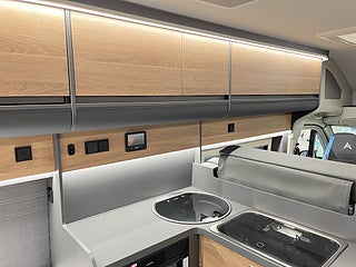 Husbil-halvintegrerad Affinity ONE by K A B E 18 av 28