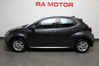 Halvkombi Toyota Yaris 4 av 25