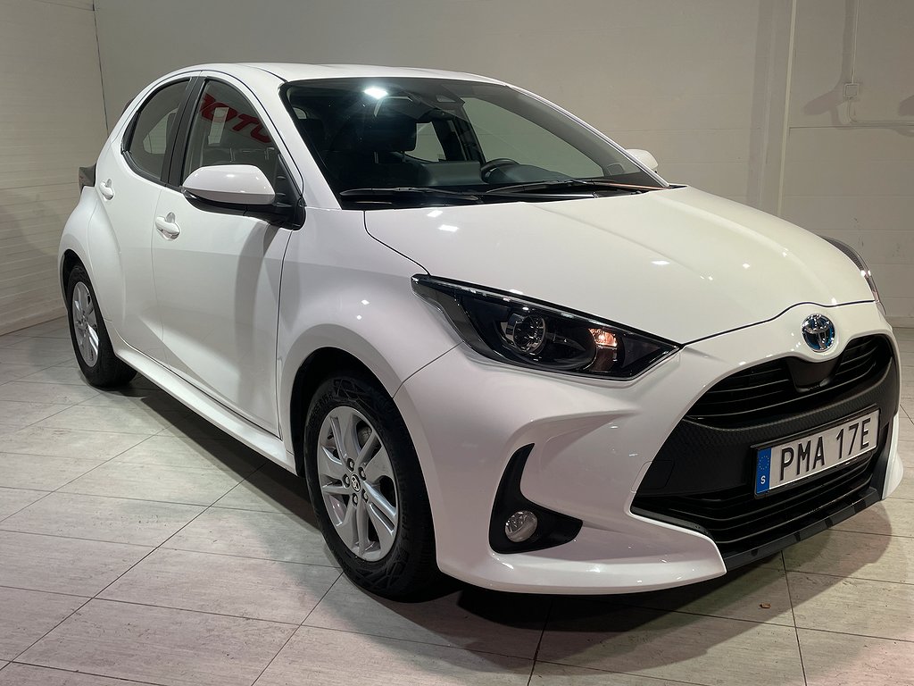 Toyota Yaris Hybrid CVT Active | B-Kam | MOMS 2023