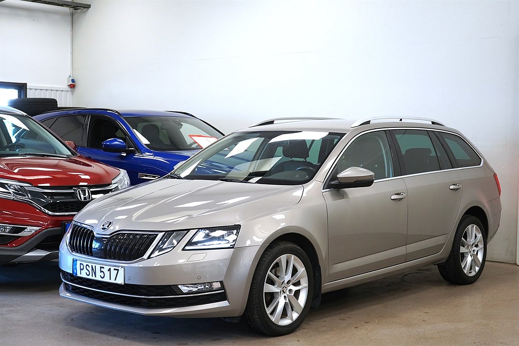 Skoda Octavia TSI 150 STYLE VÄRMARE DRAG GPS KAMERA CARPLAY