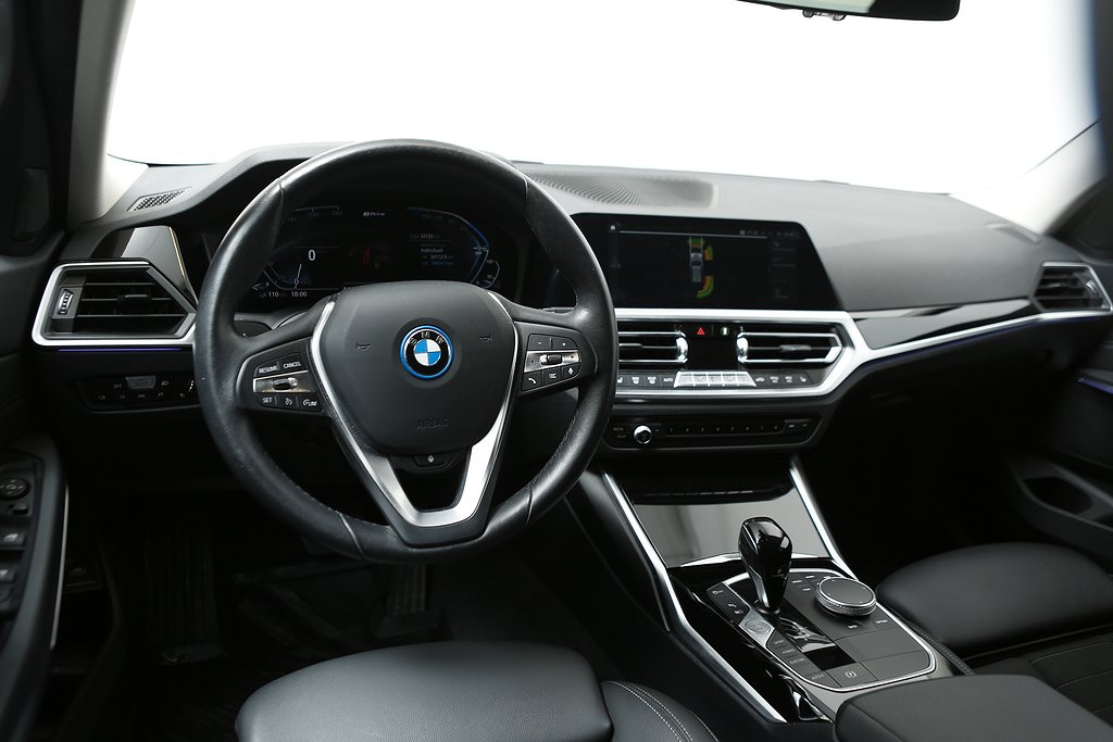 BMW 330e Touring Plug In Hybrid 292hk Sport line Aut Leasbar 2022