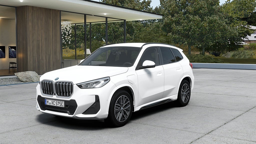 BMW X1 xDrive25e M Sport Active Ed Drag DA | Ränta 0,95%