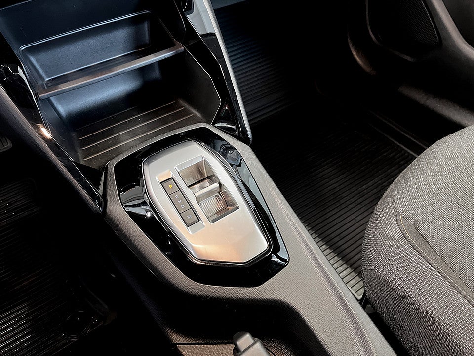 Bild på Peugeot 208 Style Hybrid 100hk Aut CARPLAY BACKSENSORER