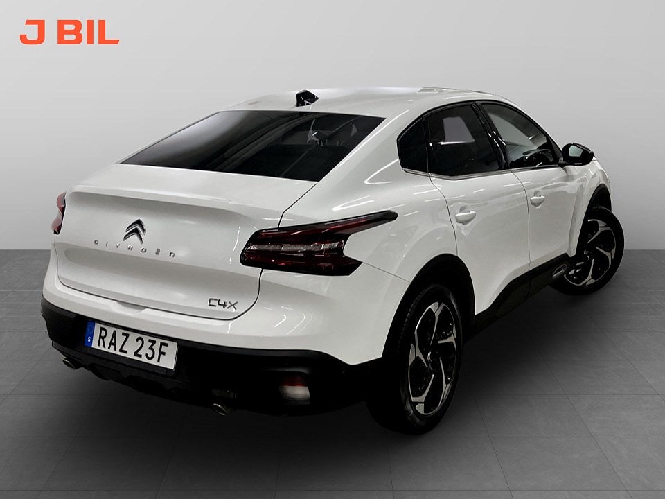 Bild på Citroën C4 X Shine 1.2 PT 130hk Aut - 360-KAMERA, RATTVÄRME