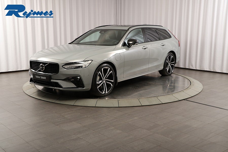 Volvo V90 T8 Ultra Dark/Drag/20"däck/B&W ljud/Aktiv luftfj.