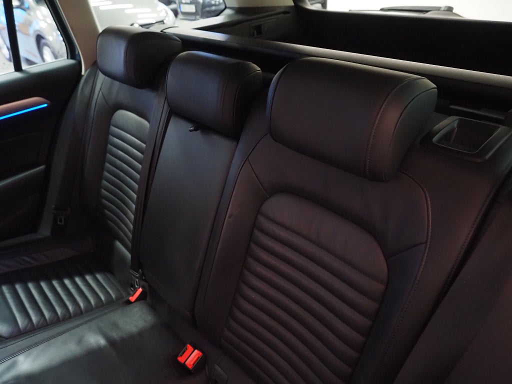 Volkswagen Passat SC GTE 1.4 TSI Plug-in Drag Värmare Skinn Kamera 2017