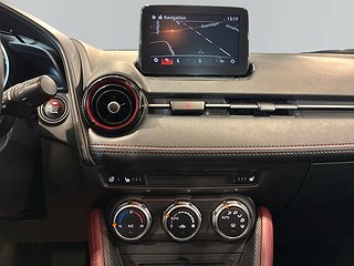 Mazda CX-3 2.0 Optimum AWD Navi HuD BOSE Kamera S&V-däck