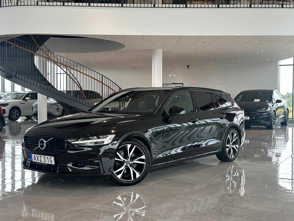 Volvo V60 B4 R-Design / B&W / VOC / Läder /  197 HK