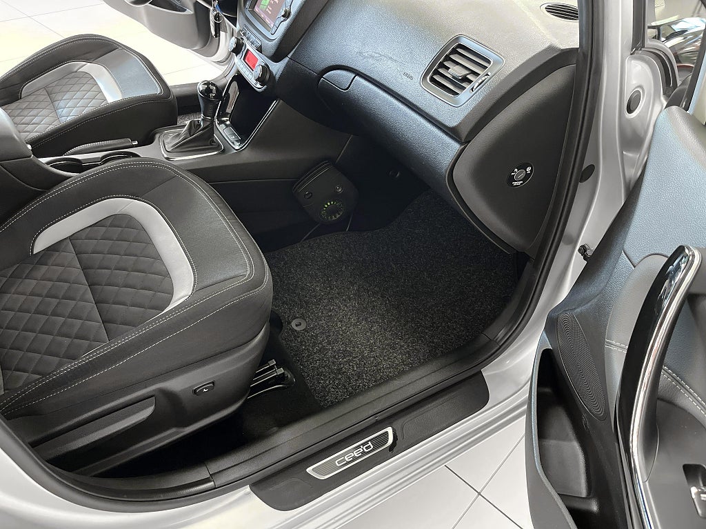 Kia Ceed cee'd_sw 1.6 CRDi DCT GT-Line Euro 6 – bild 22