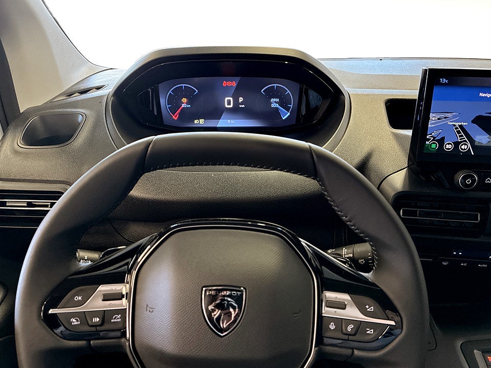 Bild på Peugeot Partner Plus 130hk Aut L2 - EDITION! SERVICE & V-HJUL INGÅR!