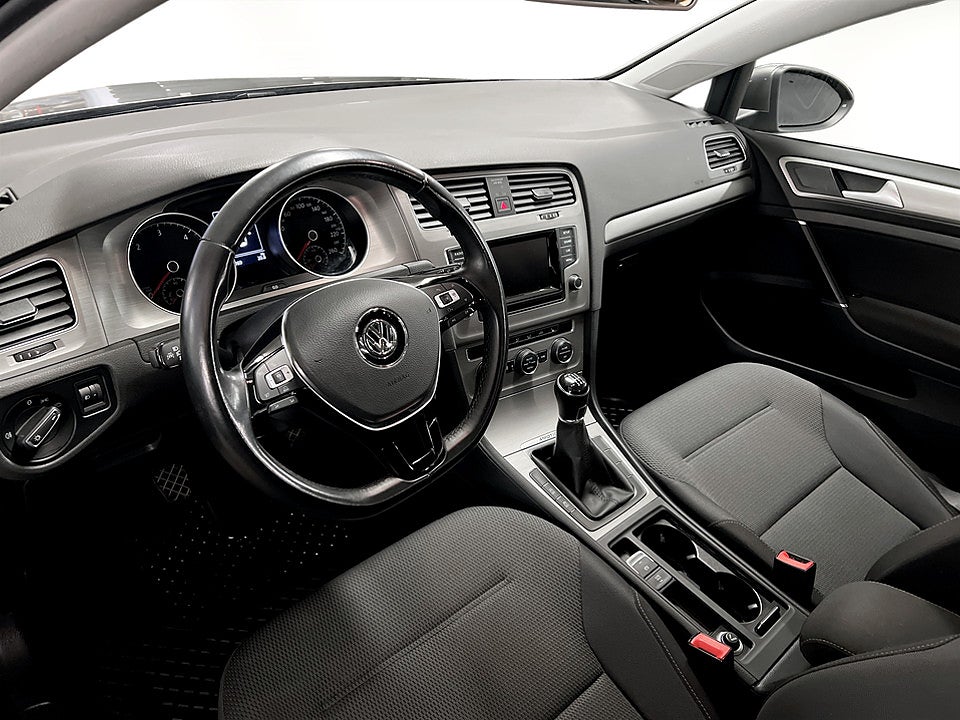 Bild på Volkswagen Golf Sportscombi Masters 1.6 TDI 4Motion 105hk DRAG B-KAMERA