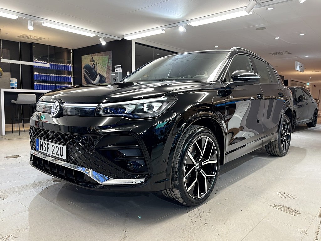 Volkswagen Tiguan eHybrid R-Line-Edition OMG LEV 4395kr/mån
