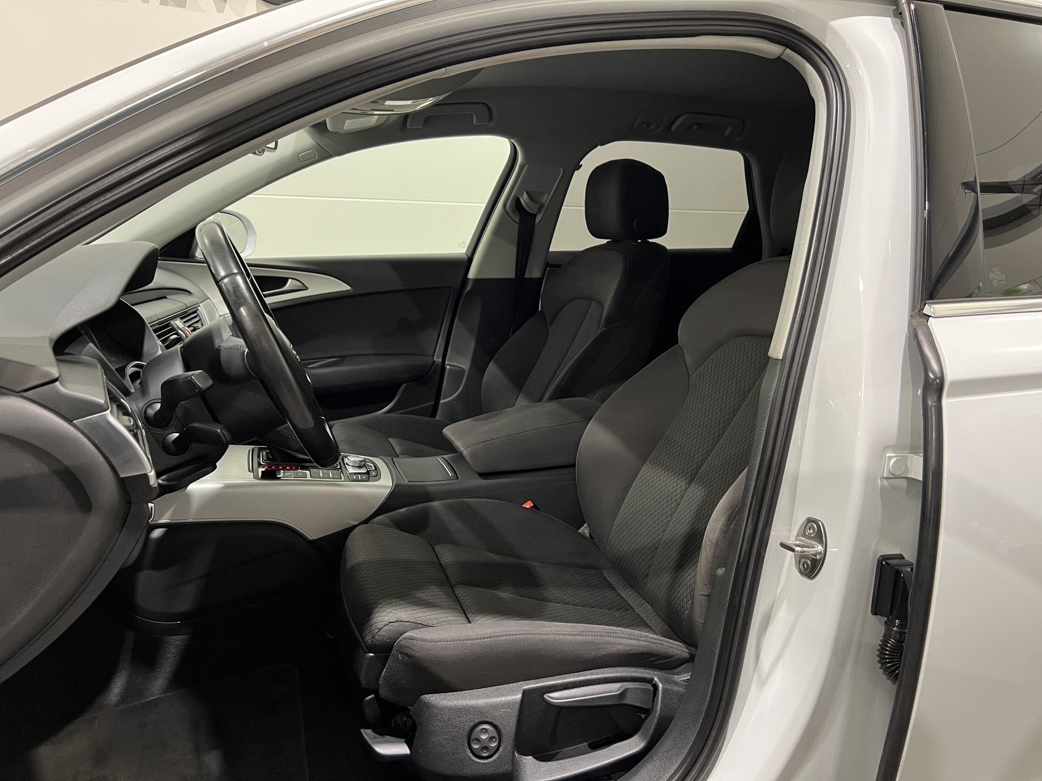 Audi A6 2015, bild 7/54