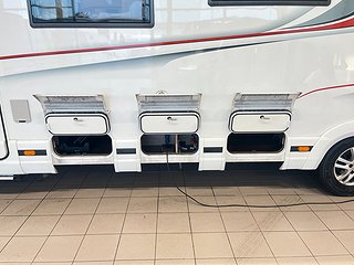 Husbil-integrerad Kabe TM I 910 T 7 av 29