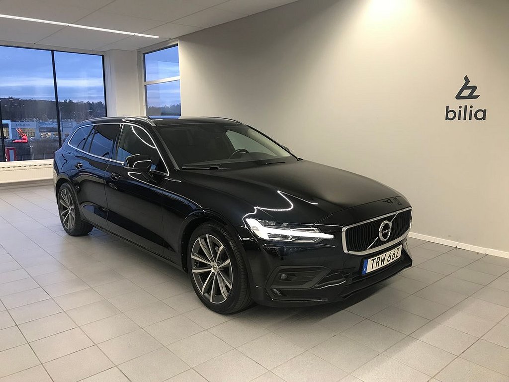 Volvo V60 B4 Diesel Momentum Advanced Edition