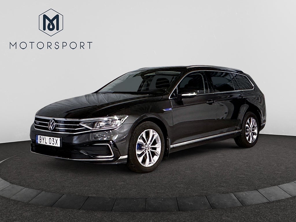 Volkswagen Passat Sportscombi GTE 1.4 TSI  Aut Värmare Drag Adaptiv farth