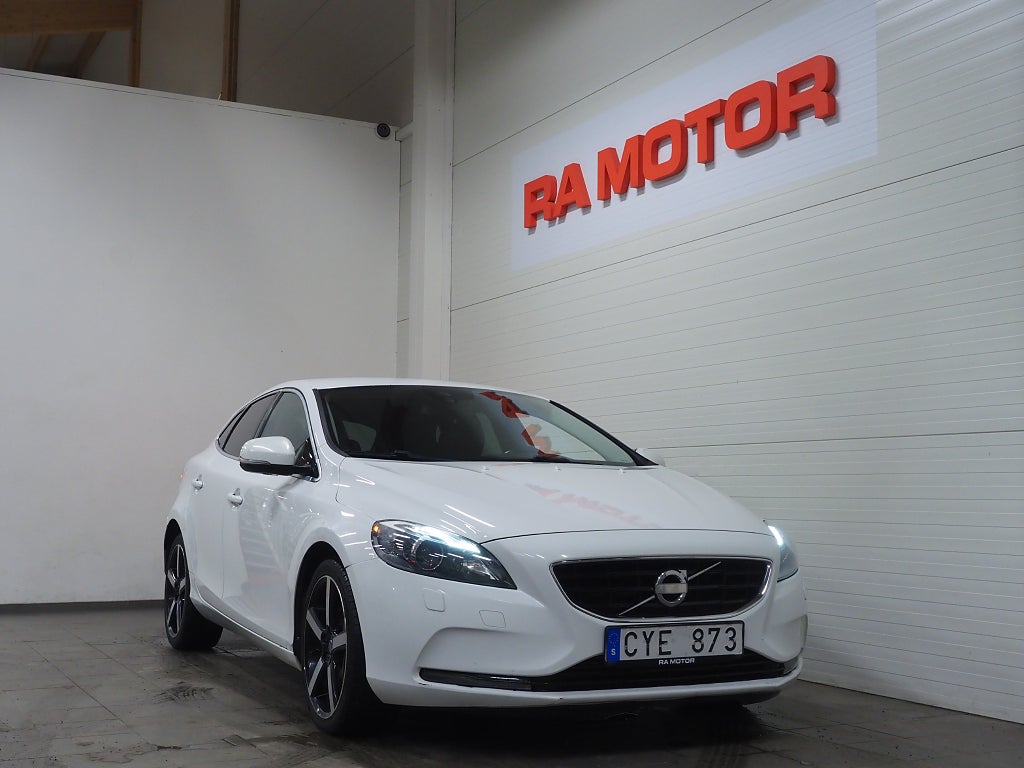 Volvo V40 D3 Geartronic Summum Drag Kamera D-Värm Skinn 2014