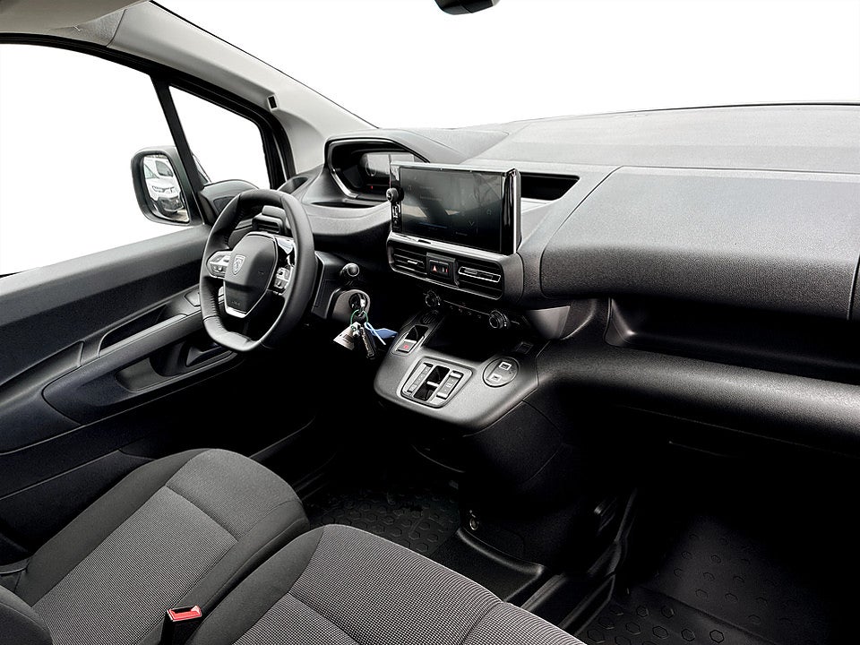 Bild på Peugeot Partner 130hk Aut L2 - EDITION! SERVICE & V-HJUL INGÅR!