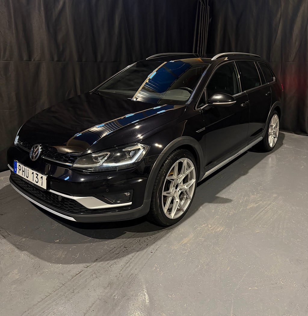 Volkswagen Golf Alltrack 2.0 TDI DPF BMT 4Motion Alltrack / M-värm / 19" / Drag