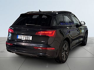 Audi Q5 40 TDI quattro Aut S line Sport Ed Drag Dvärm S/V-hjul – bild 6