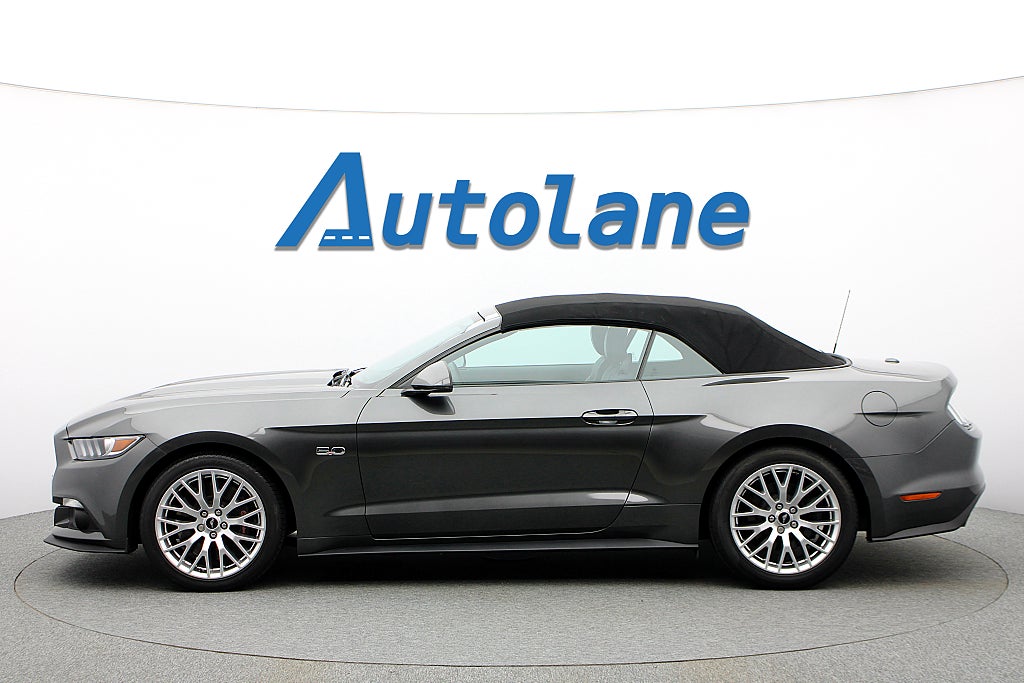 Ford Mustang GT V8  Cab, Shaker-ljudsystem, Back kamera
