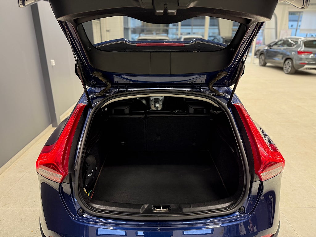 Volvo V40 Cross Country D3 Aut Ocean Race 4.99% /Skinnklädsel/ Kamrem