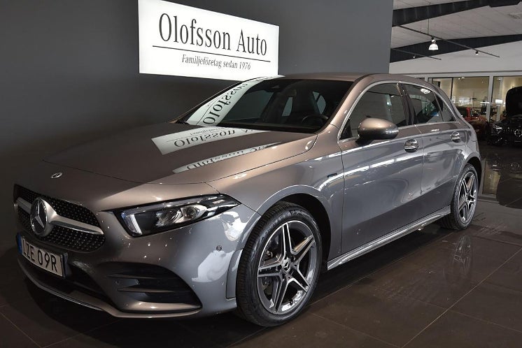 Mercedes-Benz A 250 e AMG Advantagepaket