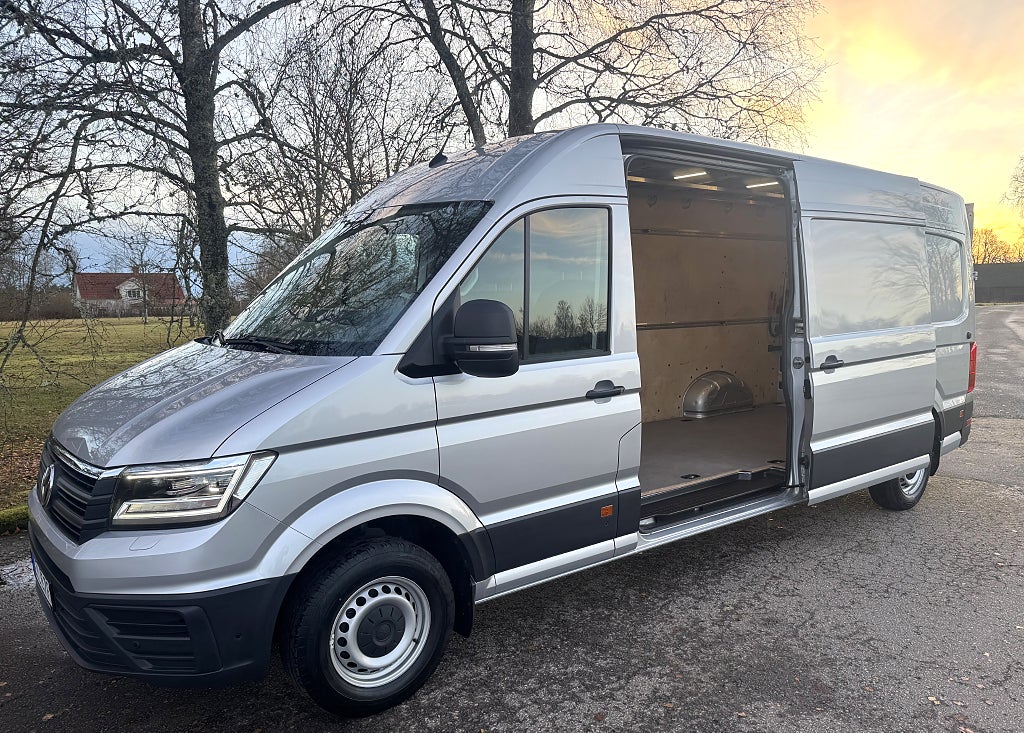 Volkswagen crafter 177 TDI Automat Långt Skåp L4 med Lift