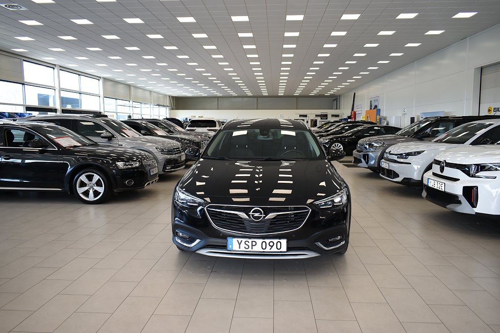 Opel Insignia Country Tourer 2.0 Turbo 4x4 Aut.