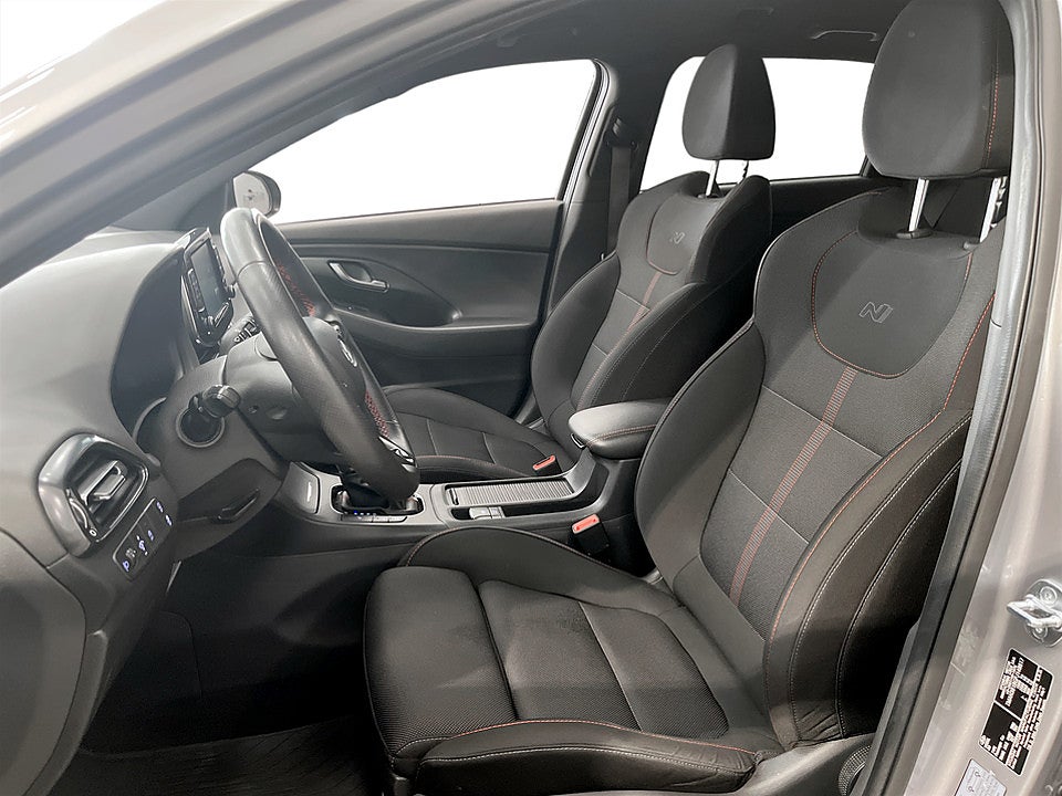 Bild på Hyundai i30 N-line 1.0 T-GDI 120hk Aut - B-KAMERA, EN ÄGARE