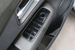 SUV Nissan Ariya 12 av 28