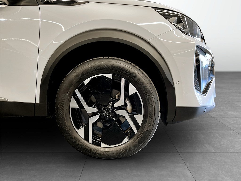 Bild på Peugeot 2008 GT 1.2 PT 130hk Aut - B-KAMERA,CARPLAY,NAVI