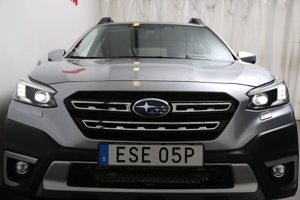 Subaru Outback 2,5i 169hk XFuel Limited AWD Skinn Drag 2021