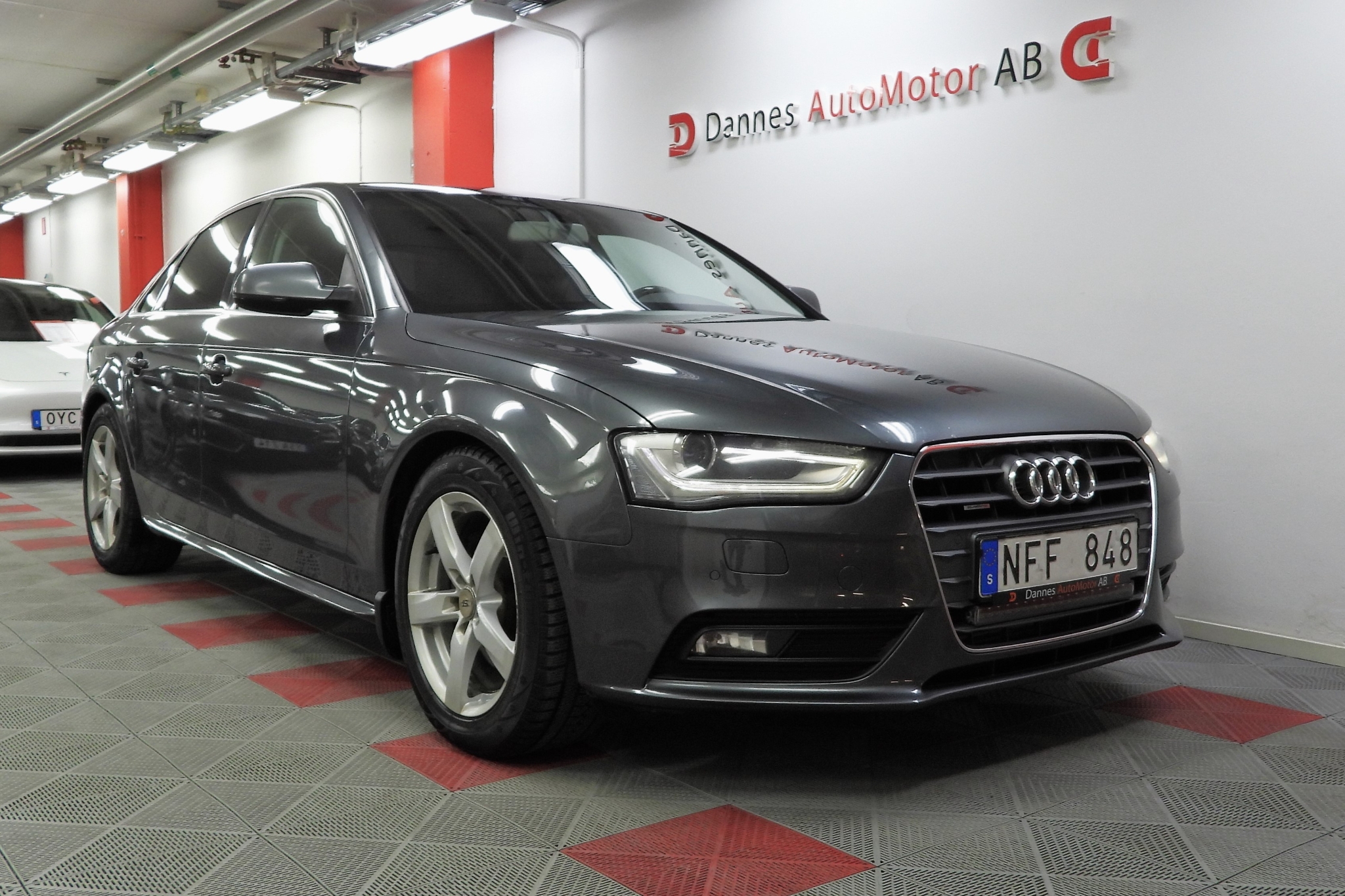 Audi A4 2013, bild 5/52