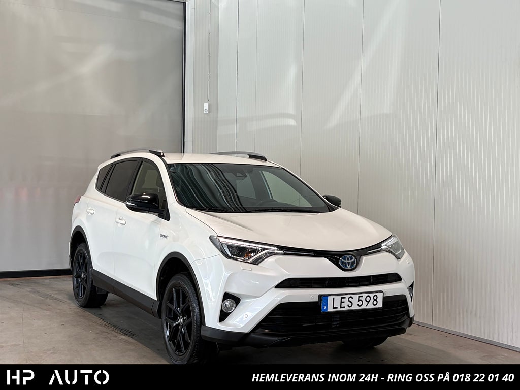 Toyota RAV4 Hybrid 2.5 AWD X-Edition 1 ägare Dragkrok M&K B-Kamera