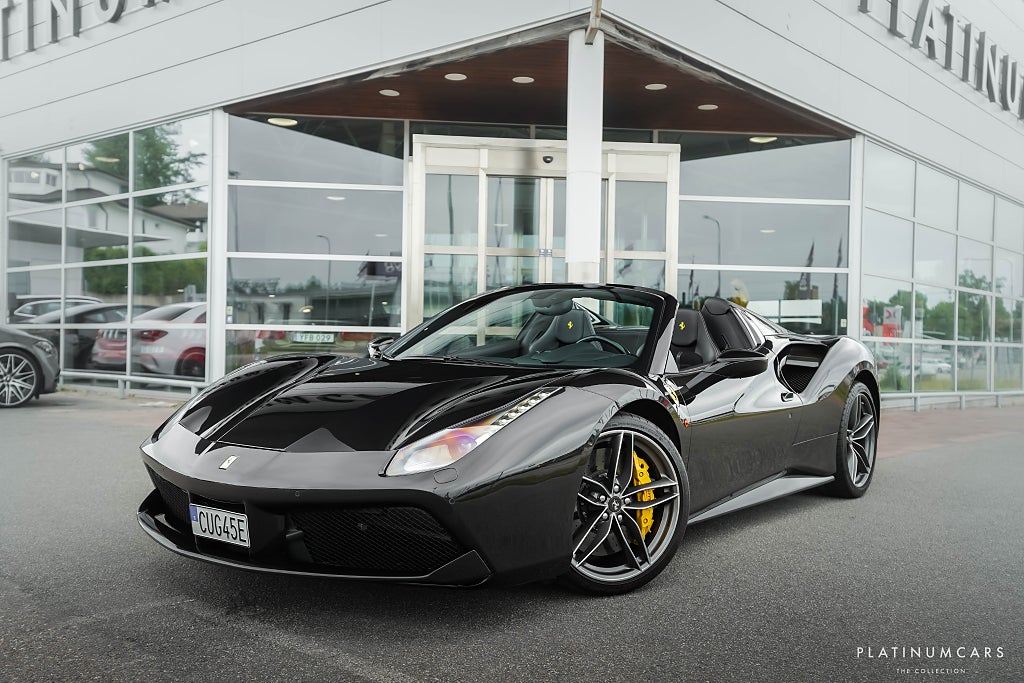 Ferrari 488 GTS Spider 3.9 V8 670hk / Carbon / SvSåld / Lift