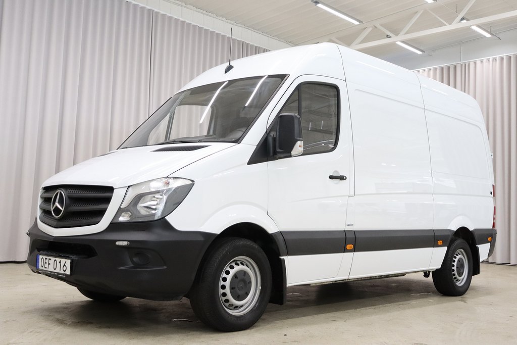 Mercedes-Benz Sprinter 316 156HK Automat Värme i Skåpet Moms