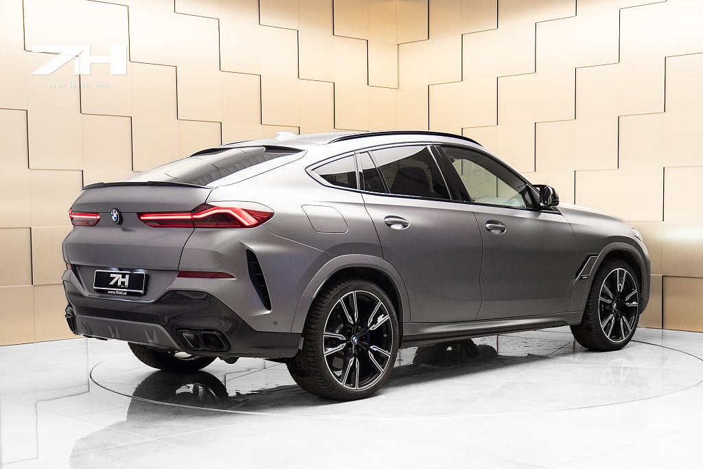 BMW X6 M60i xDrive / Sky Lounge / B&W / Massage