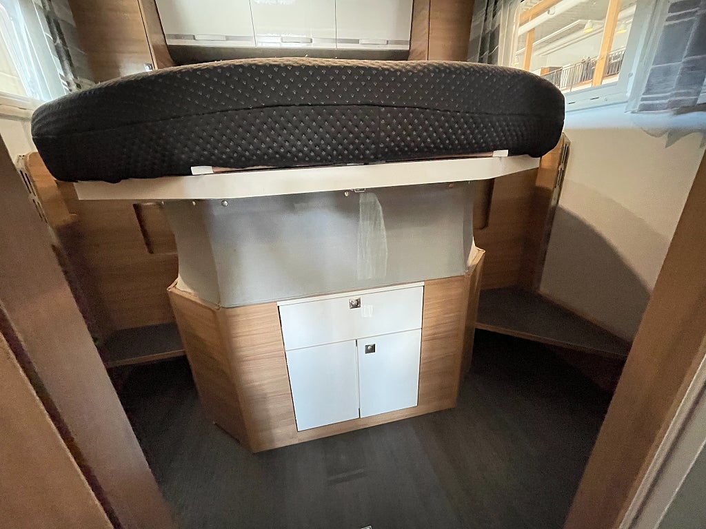 Adria Coral Plus 670 SC /Solcell/ALDE/Ugn/Automat 150hk/Dubbla bodelsb - Adria