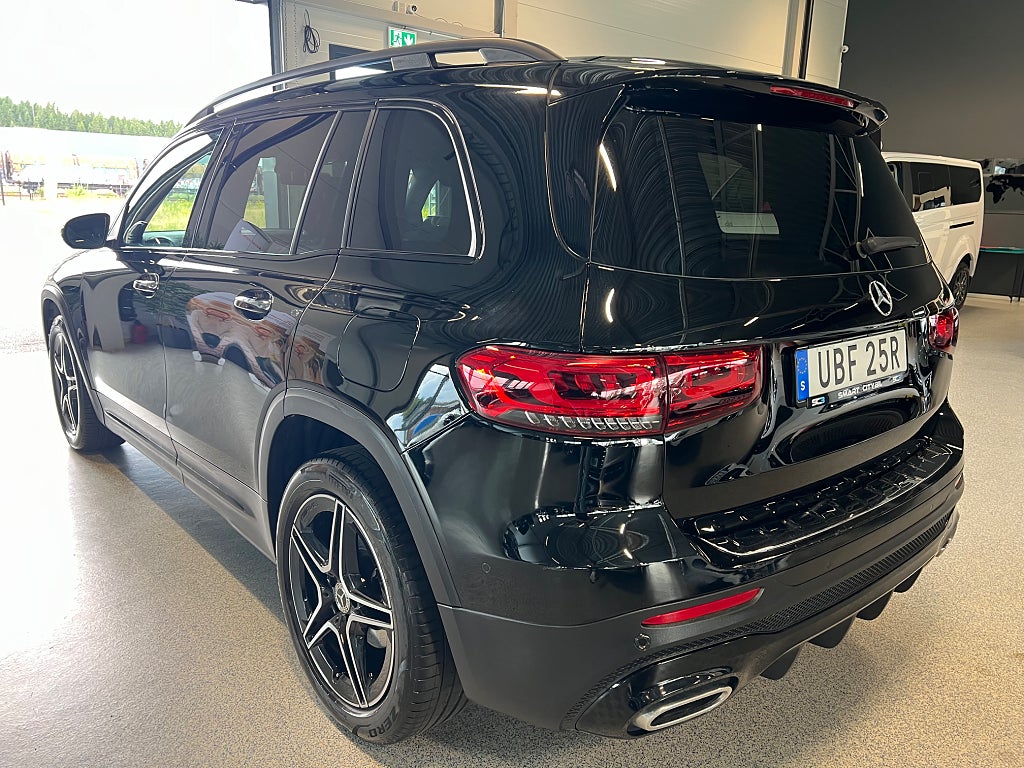 Mercedes-Benz GLB 2023 - miniatyr 6