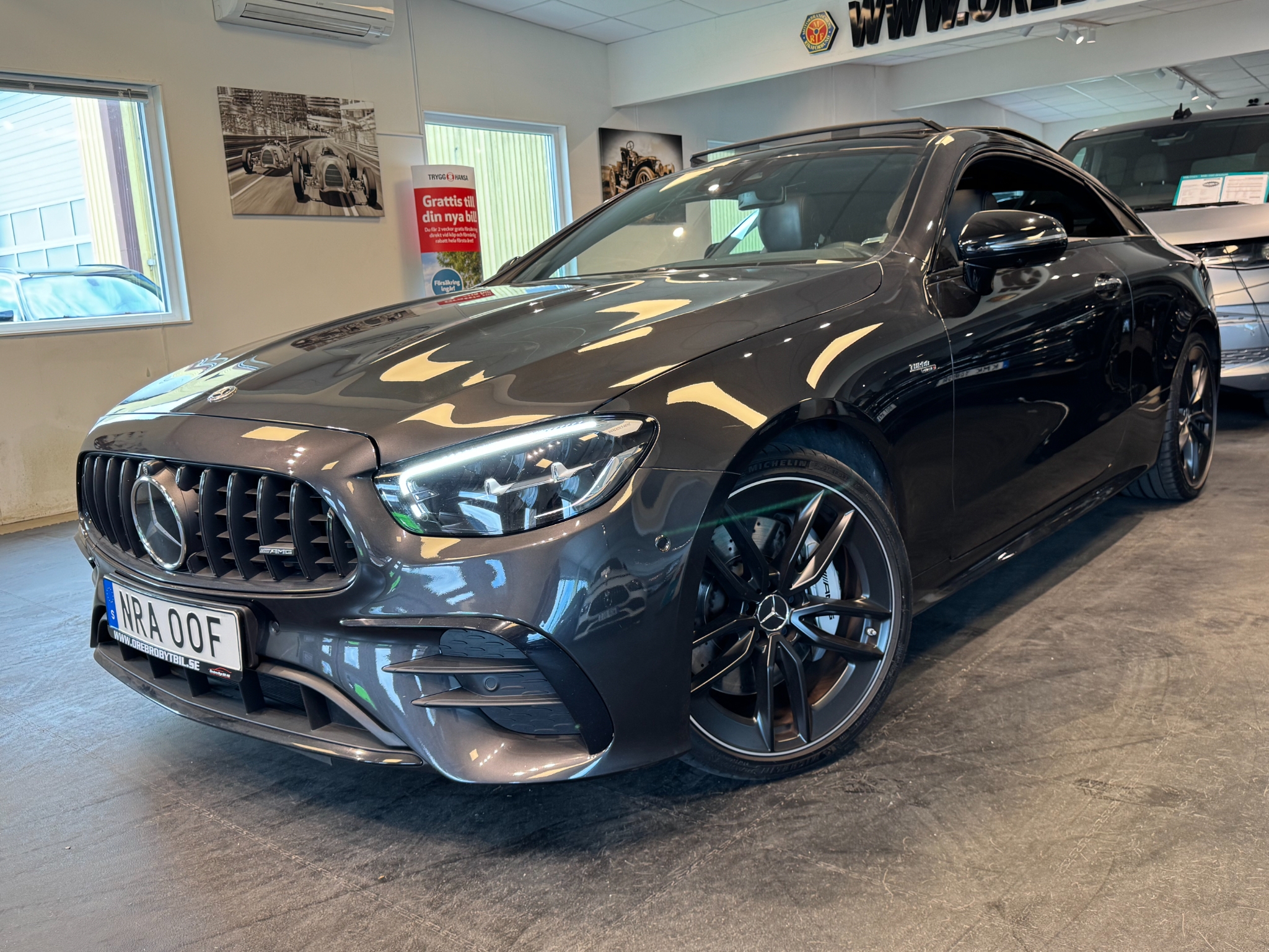Mercedes-Benz E 53 4MATIC+ Coupé 2022, bild 2/44