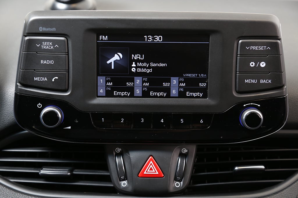 Hyundai i30 1,6 CRDi 110hk Comfort Eco Kombi 1ägare Motorv Drag 2018