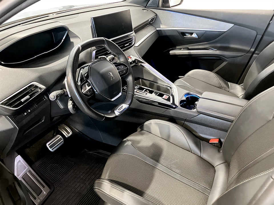 Bild på Peugeot 5008 GT 1.2 PT 130hk Aut 7-SITS B-KAMERA NAVI