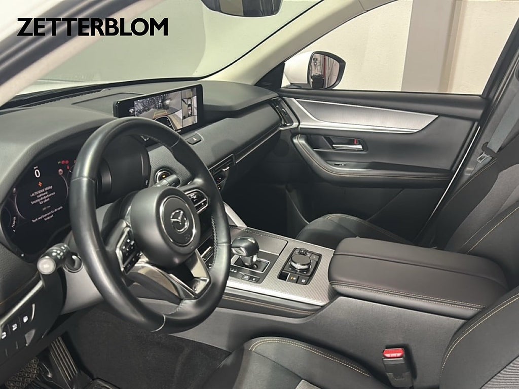 SUV Mazda CX-60 8 av 19