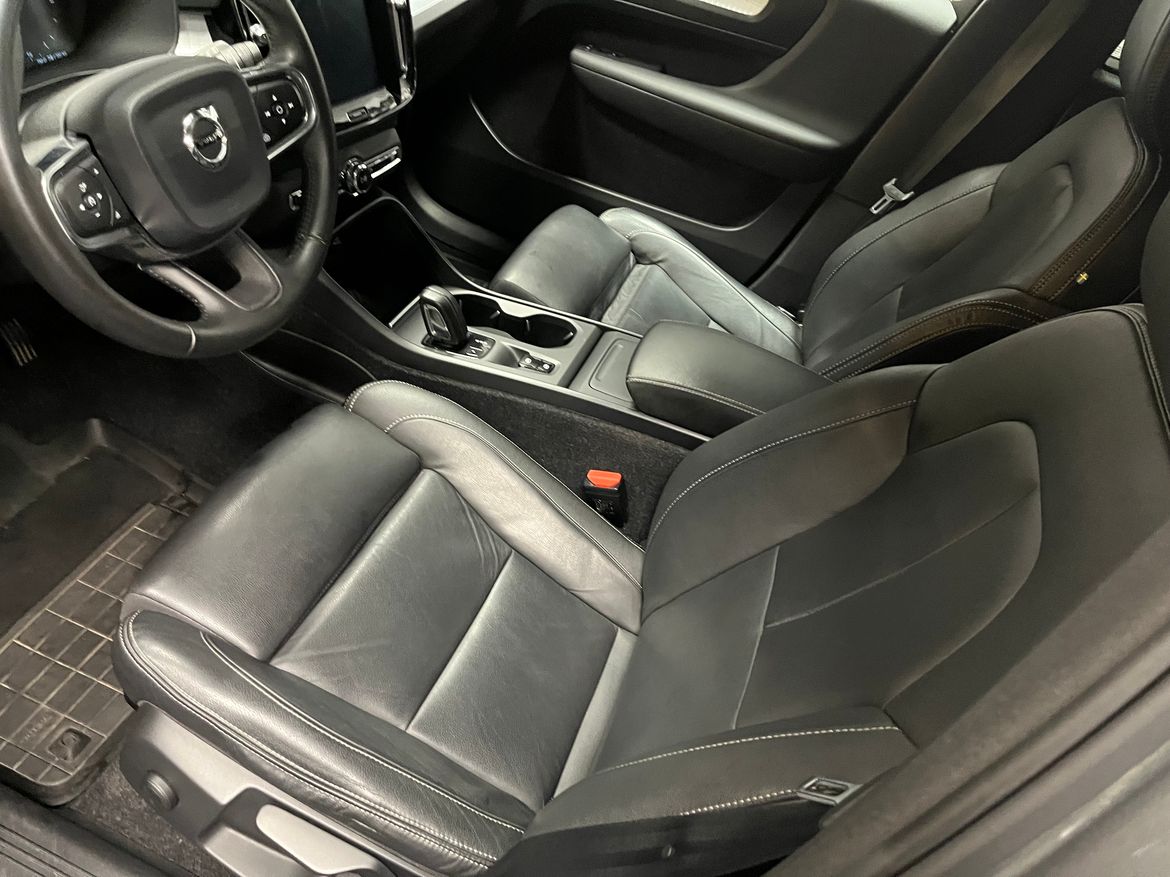 Volvo XC40 D4 AWD Momentum Intro E 2018, bild 4/10