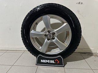 Subaru Forester 2.0 4WD Dragkrok Motorvärmare Kamera Extraljus S/V-hjul – bild 18