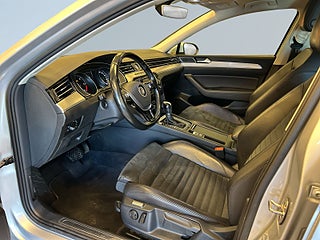Volkswagen Passat Sportscombi 2.0 TDI 4M/S&V-Däck/MoK/B-kamera/Drag/Psens