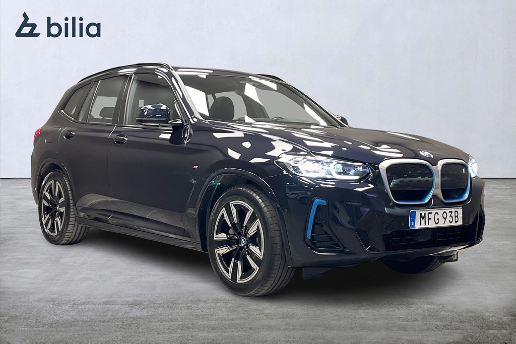 BMW X3 i M Sport /  Panoramaglas Taklucka / 19" Alu