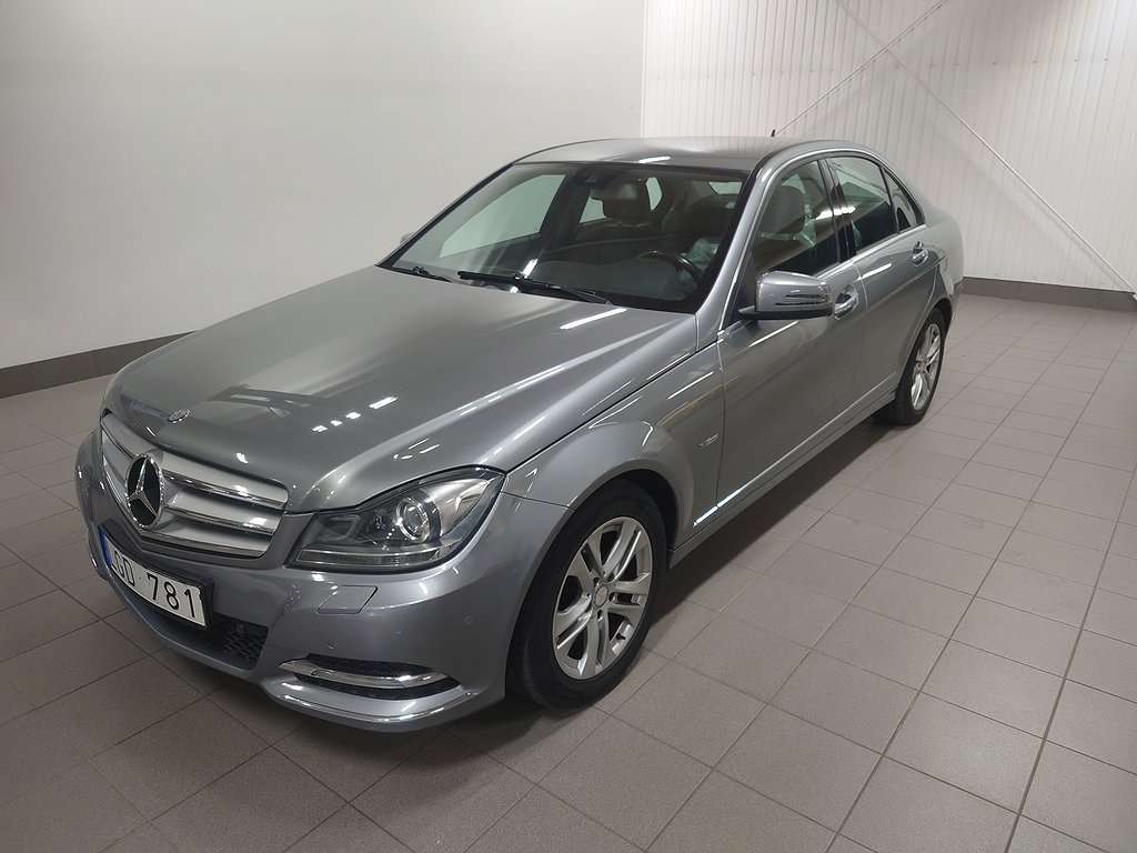 Mercedes-Benz C 220 CDI BlueEFFICIENCY Avantgarde Drag